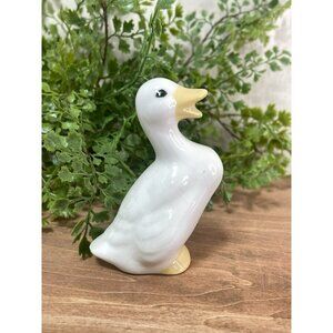 MOTHER DUCK CERAMIC DECORATIVE Figurine 4 Inch Grandmacore Cottagecore Kitschy